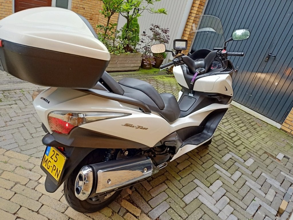 Te koop Honda silverwing 2010, Scooter, 4 cilinders, 395 cc, Gebruikt