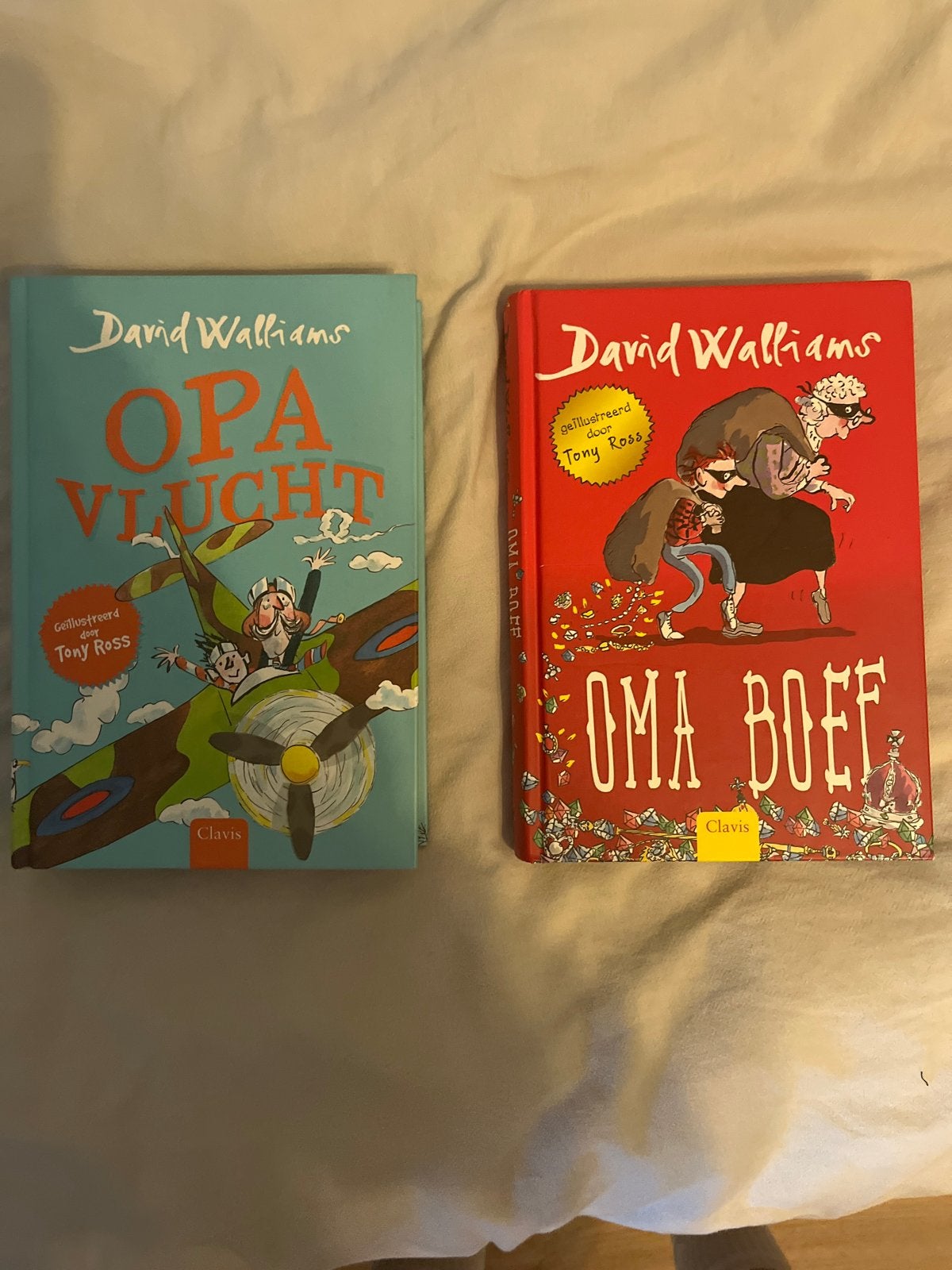 David Walliams: Opa Vlucht & Oma Boef - Set van 2 Boeken, Ophalen, Zo goed als nieuw, Fictie algemeen