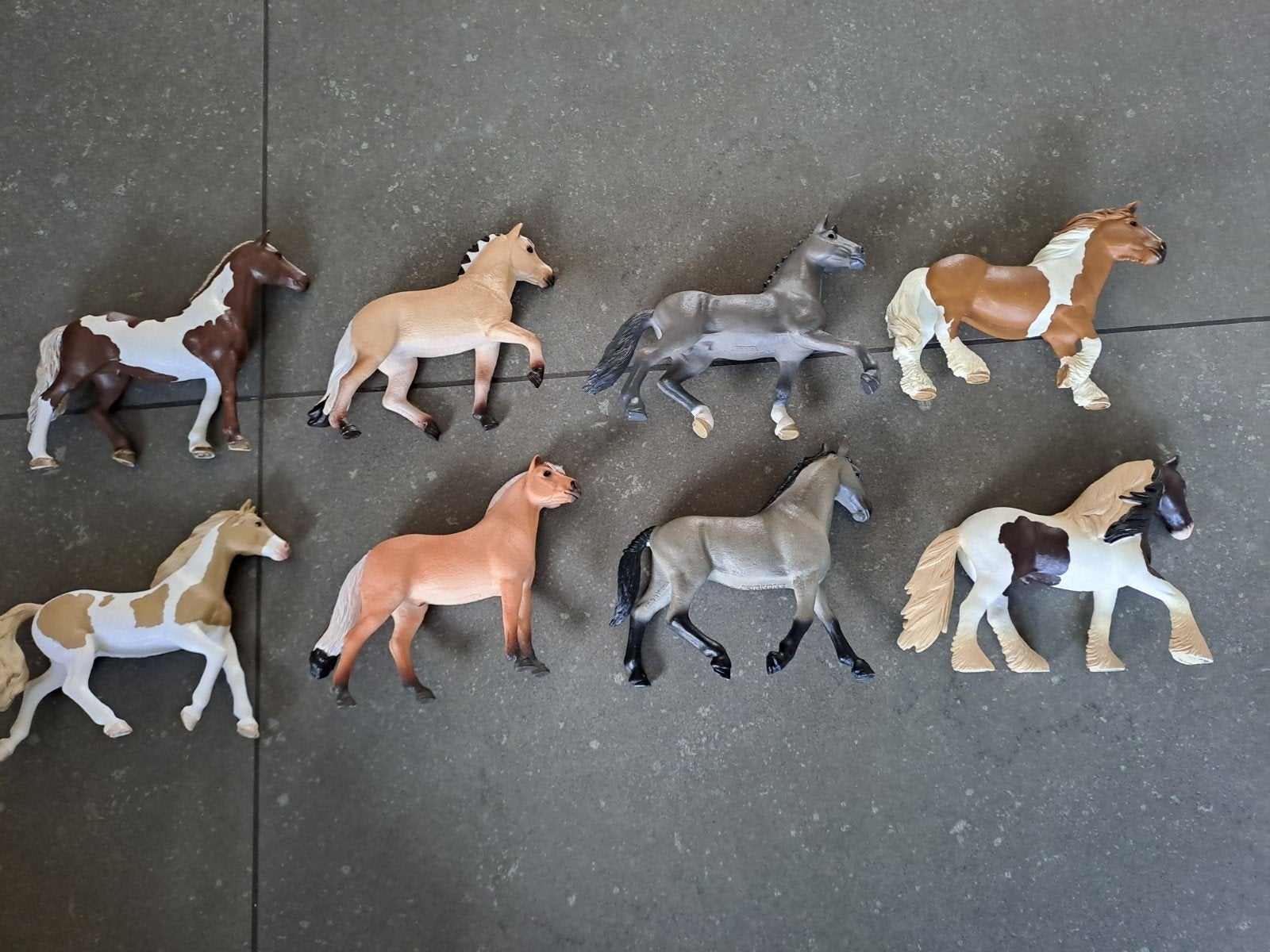 8 Schleich paarden, Ophalen of Verzenden, Zo goed als nieuw, Paard, Beeldje of Figuurtje