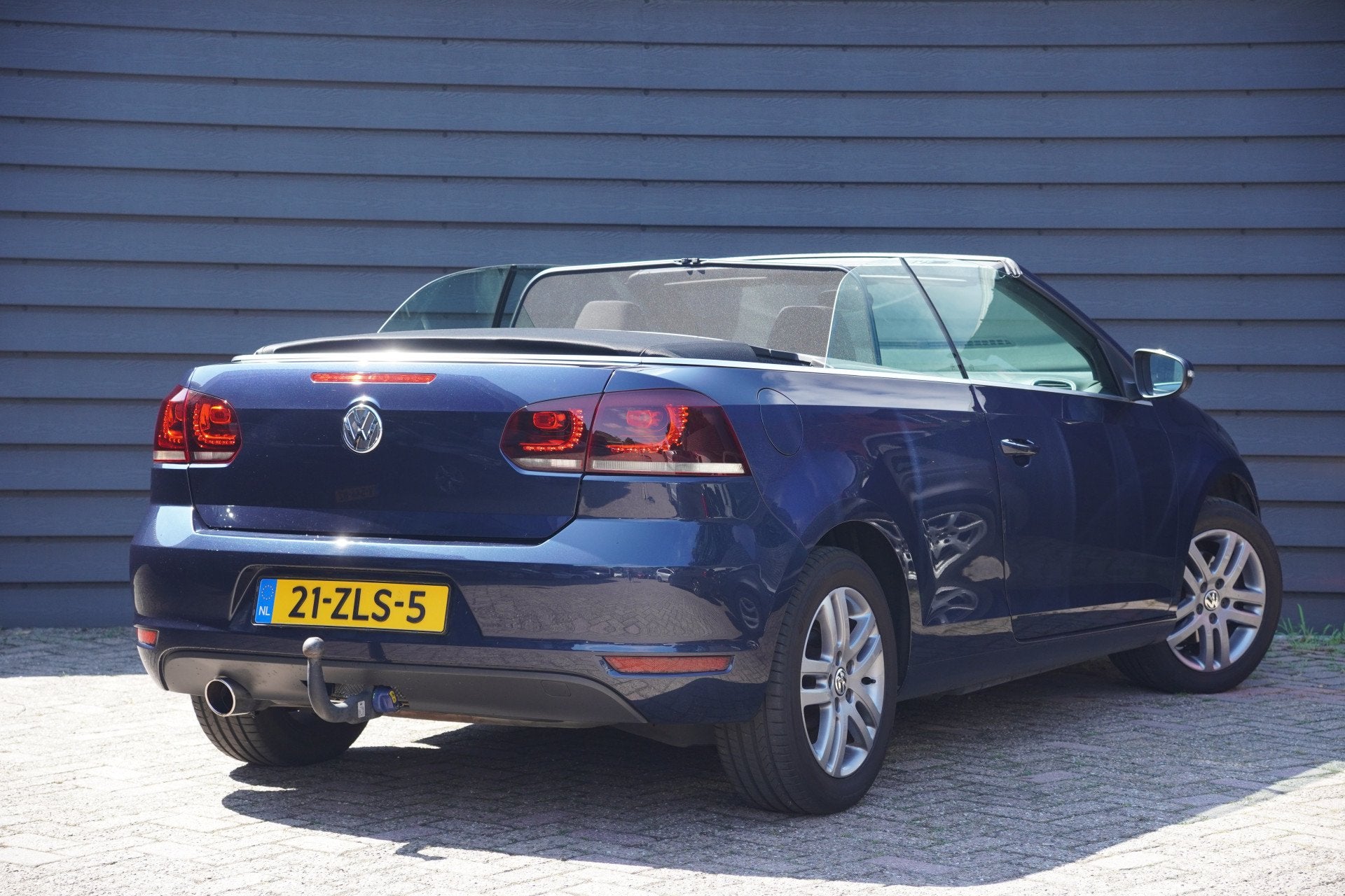 Volkswagen Golf Cabriolet 1.2 TSI BlueMotion - CLIMA - TREKH, Voorwielaandrijving, Euro 5, Stof, Zwart