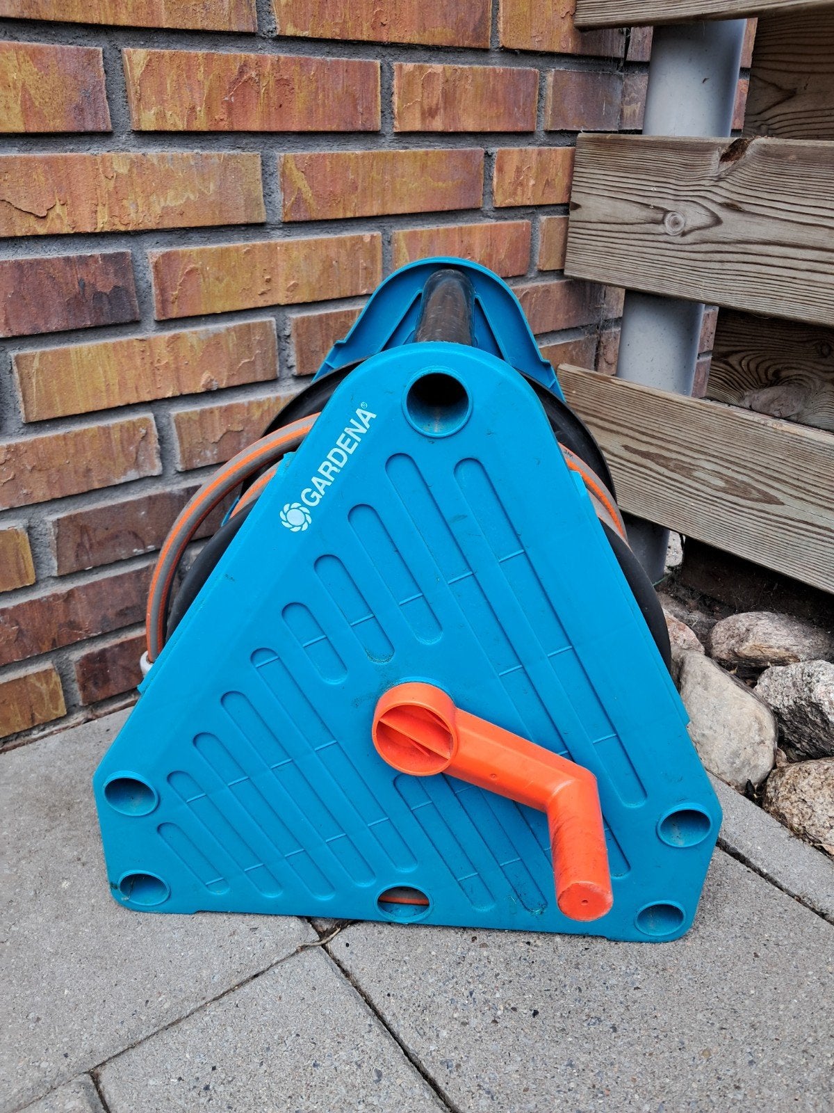 Gardena haspel met 15 meter tuinslang, Tuin en Terras, Tuinslangen, Ophalen, Gebruikt, Tuinslang