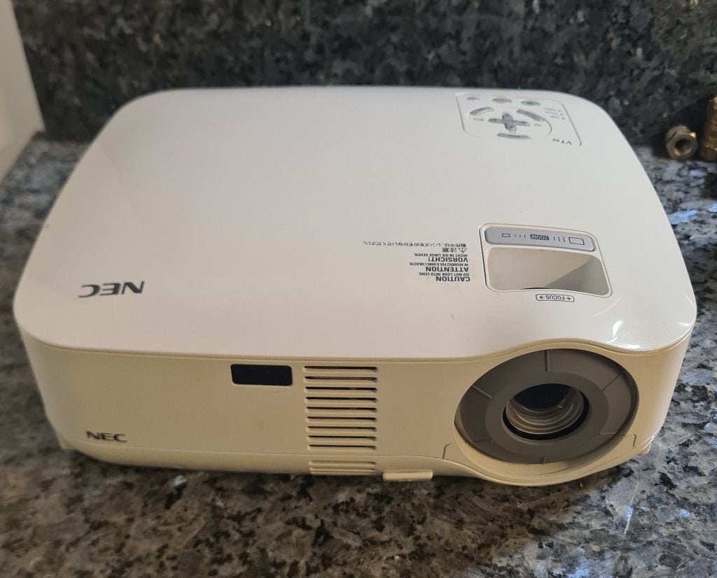 Nec beamer, Audio, Tv en Foto, Beamers, Ophalen of Verzenden, Gebruikt, Overige technologieën, Nec
