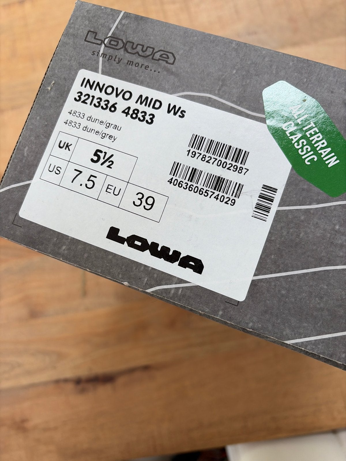 Lowa Innovo Mid Women’s wandelschoenen - Maat 39, Ophalen of Verzenden, Zo goed als nieuw, Schoenen