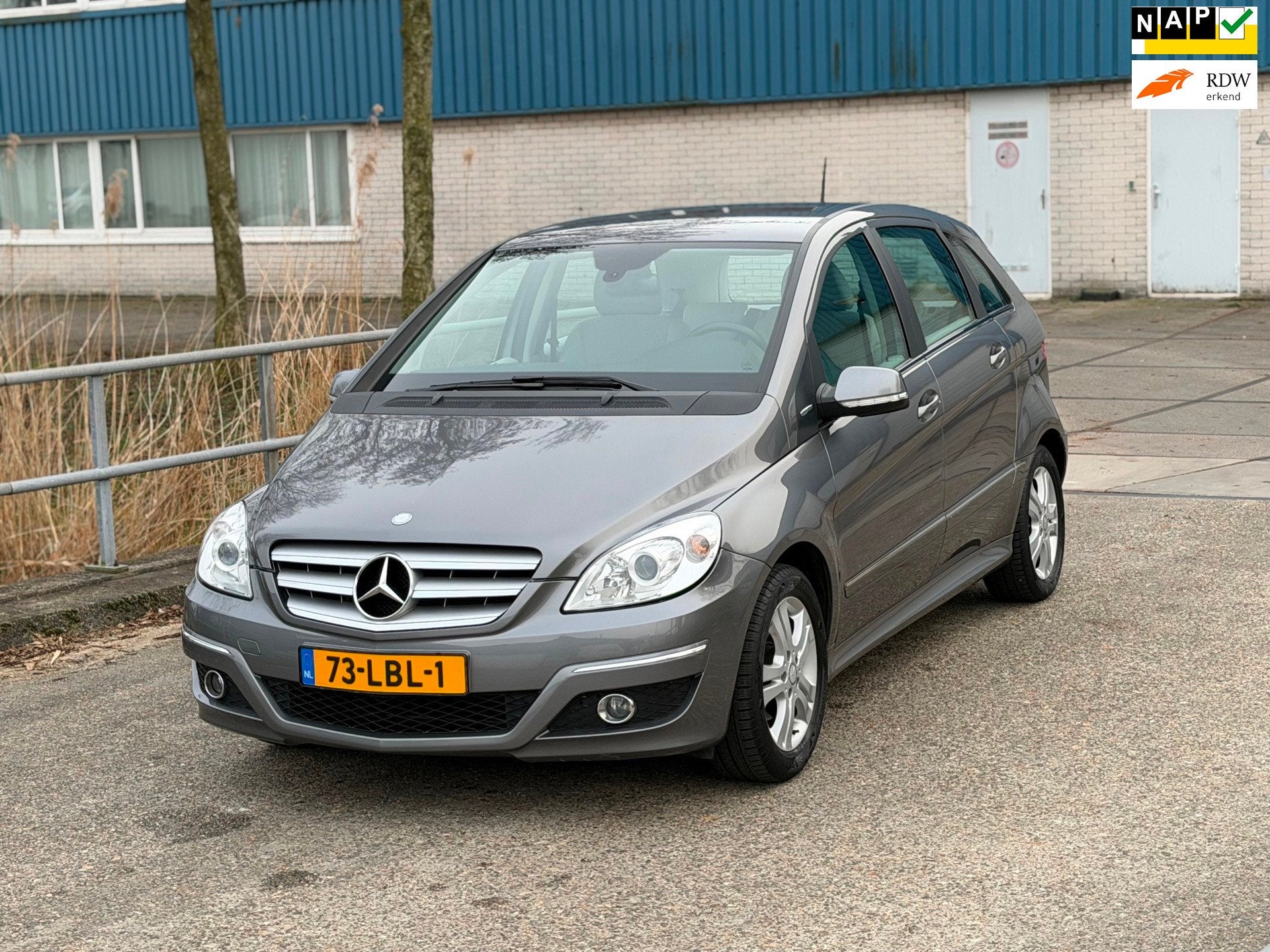 Mercedes-Benz B-klasse 160 BlueEFFICIENCY Business Class!201, Auto's, Voorwielaandrijving, Euro 5, Start-stop-systeem, Origineel Nederlands
