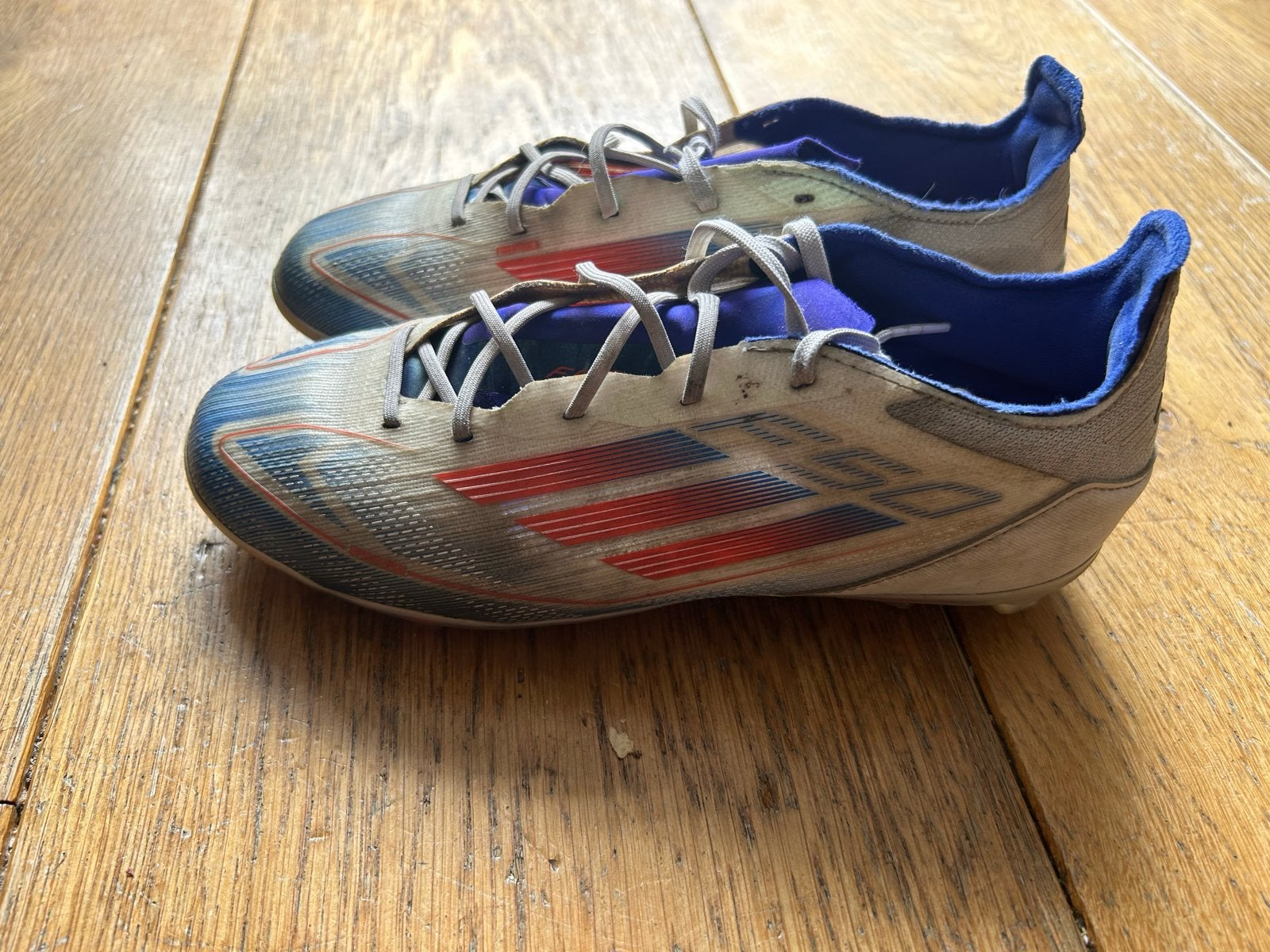 Adidas voetbalschoenen maat 36 2/3, Sport en Fitness, Voetbal, Ophalen, Gebruikt, Schoenen