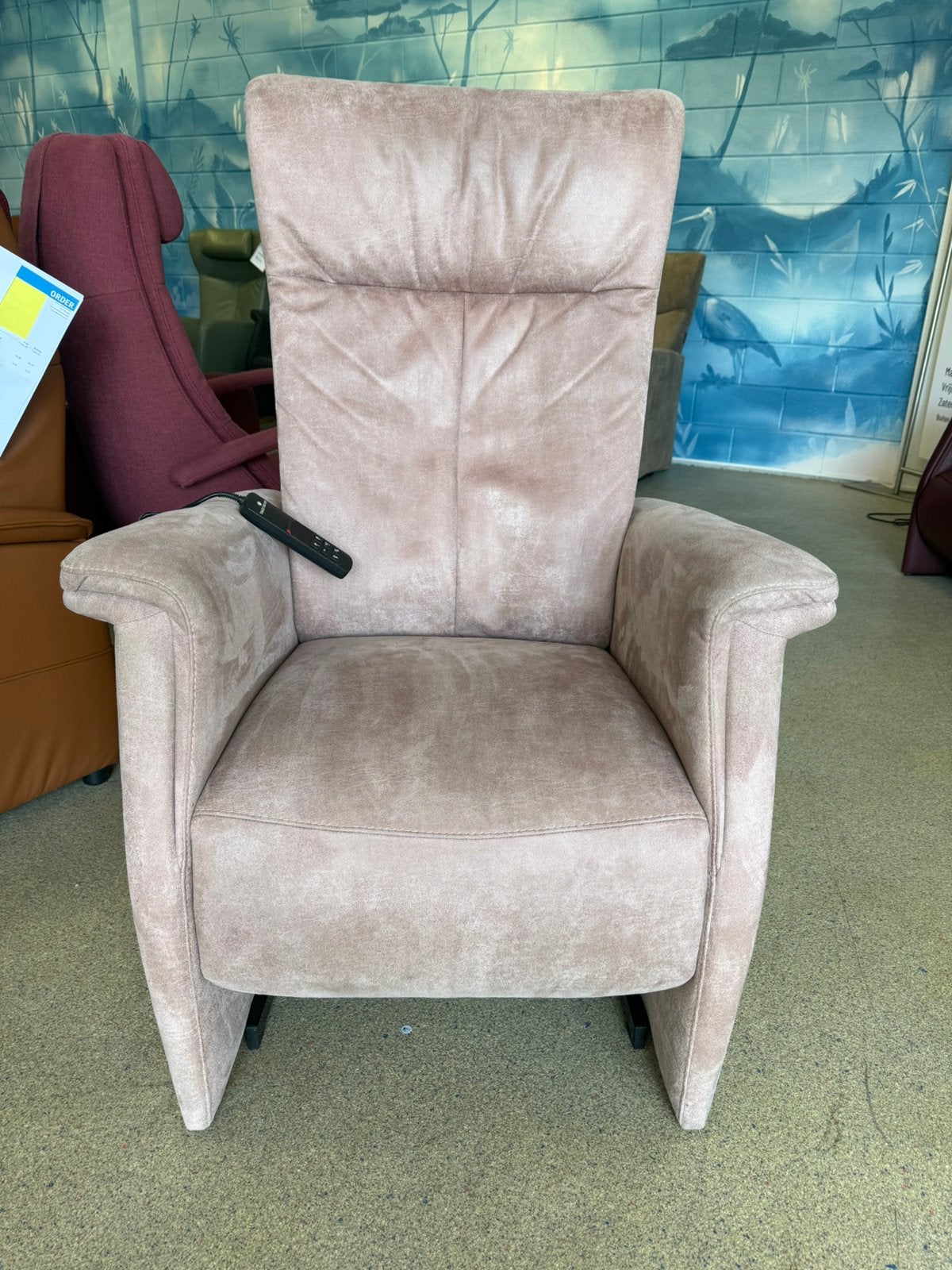 Meubelzorg sta op stoel relax fauteuil gratis bezorging, Leer, Zo goed als nieuw, 50 tot 75 cm, Ruim 100 modellen in alle kleuren en maten