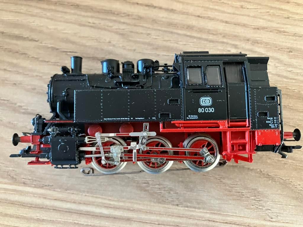 Märklin BR80, analoog, Hobby en Vrije tijd, Modeltreinen | H0, Wisselstroom, Locomotief, Ophalen of Verzenden, Zo goed als nieuw