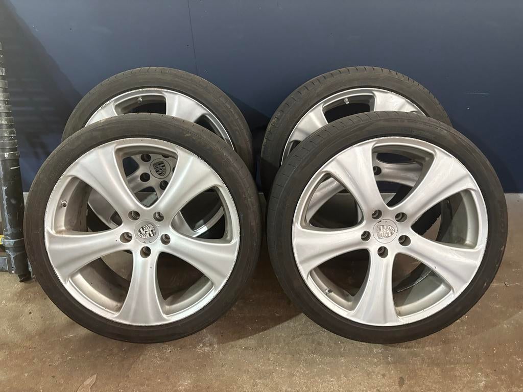 22 inch Audi/Porsche/VW Velgen met zomerbanden 5x130, Gebruikt, 285 mm, Banden en Velgen, Overige maten