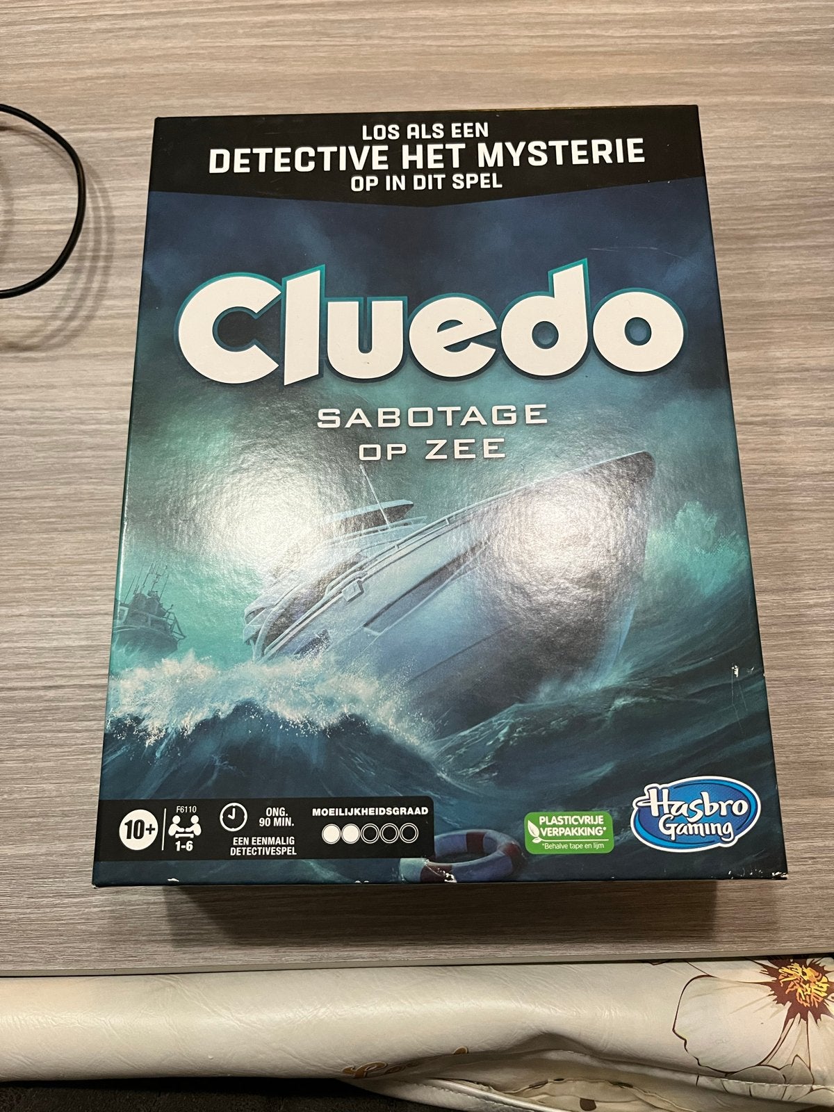 Cluedo Sabotage op Zee - Detective Bordspel, Een of twee spelers, Ophalen of Verzenden, Zo goed als nieuw