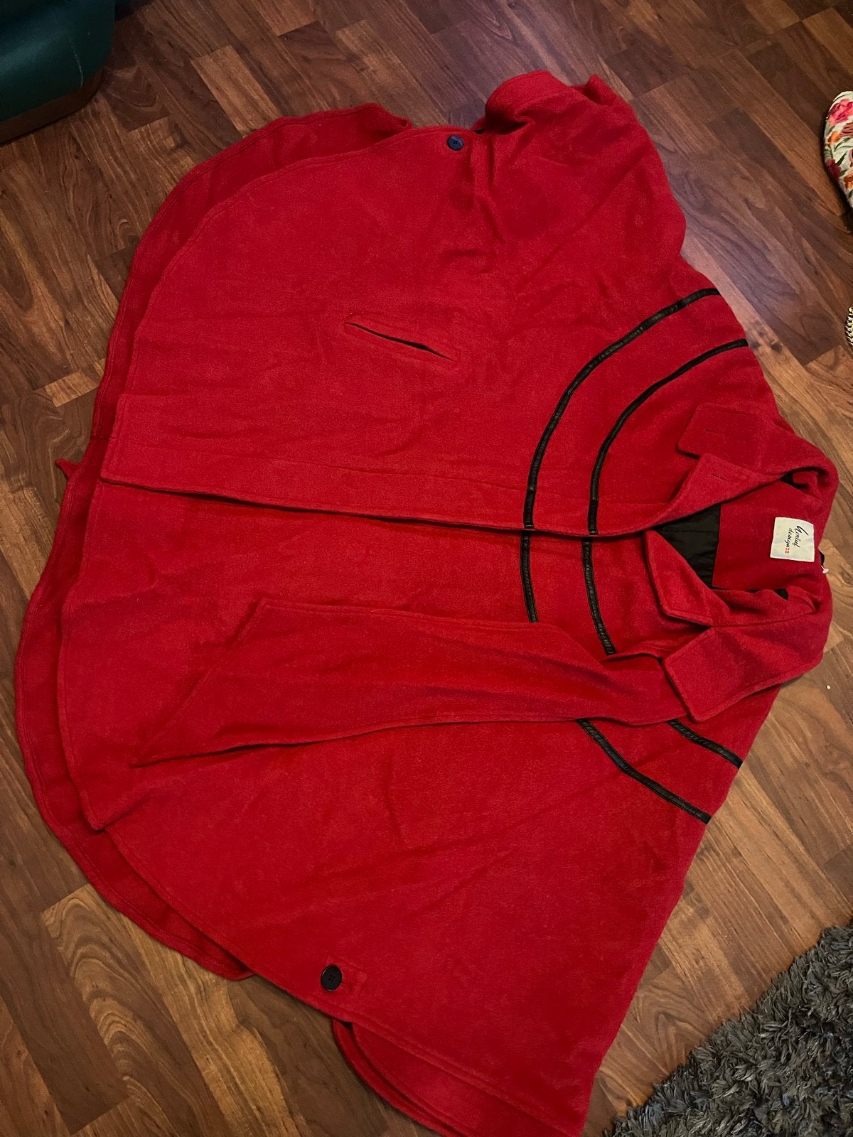 Vintage wollen cape van Herluf Design,maat Xl(44), Ophalen of Verzenden, Zo goed als nieuw, Maat 46/48 (XL) of groter, Rood