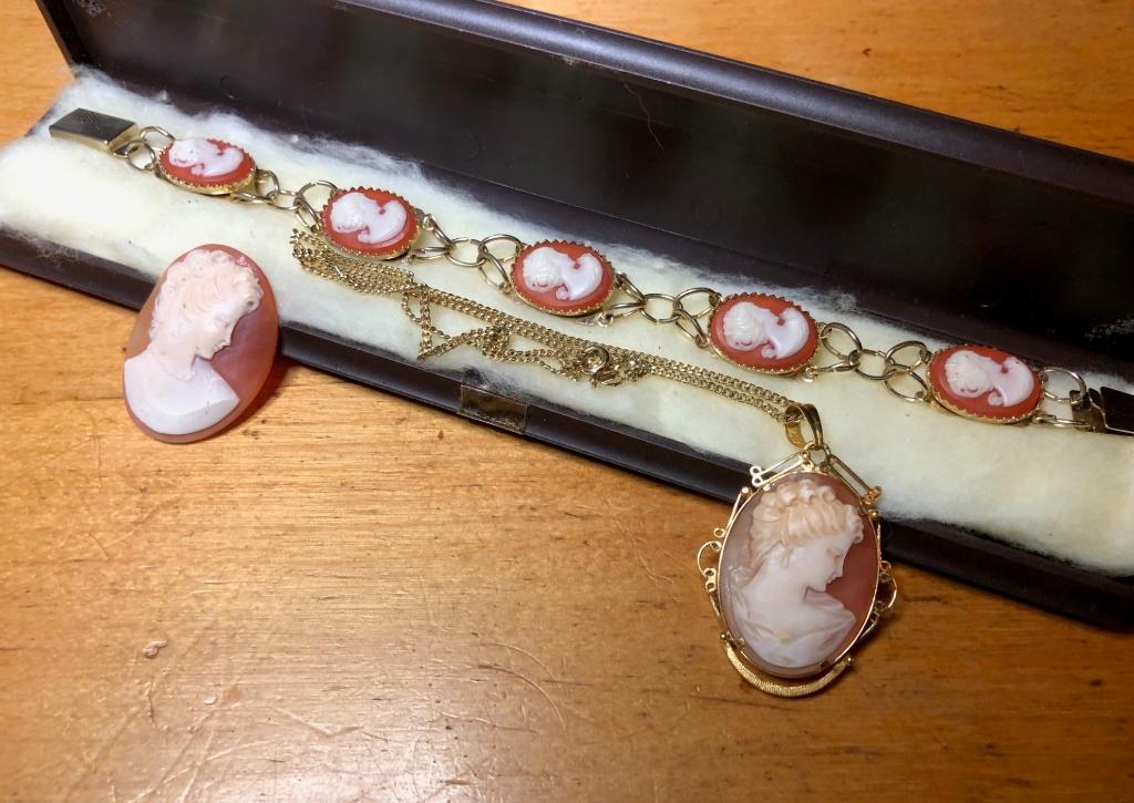 Camee armband ketting en losse Camee, Ophalen of Verzenden, Overige materialen, Ketting
