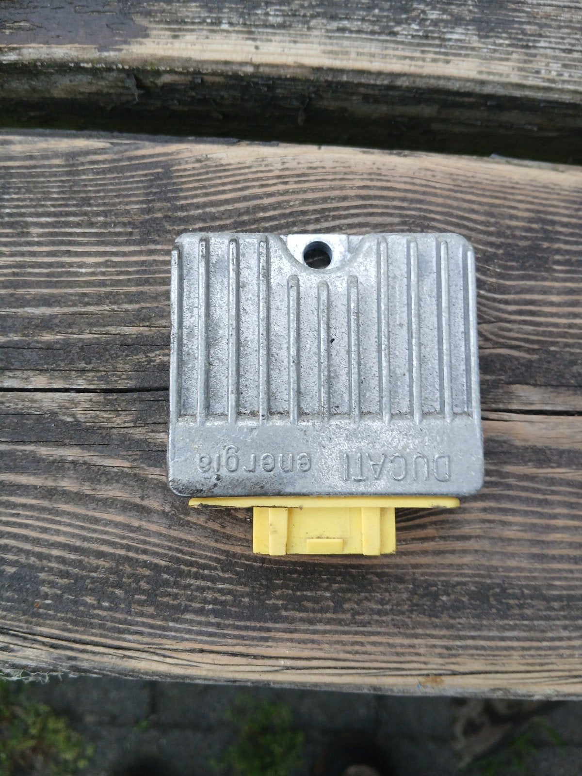 Vespa lx / s / zip 2000 / fly 4takt spannings regelaar, Ophalen of Verzenden, Overige typen, Piaggio