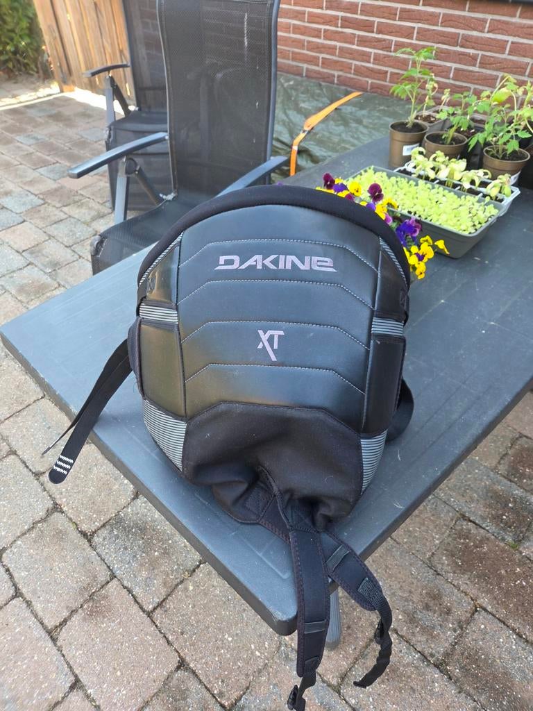 DaKine heup/zit windsurf trapeze maat 30, Watersport en Boten, Windsurfen, Ophalen of Verzenden, Gebruikt, Overige typen