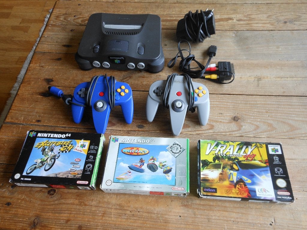 Nintendo 64 met spellen, Ophalen of Verzenden, Gebruikt, Met 2 controllers, Met games
