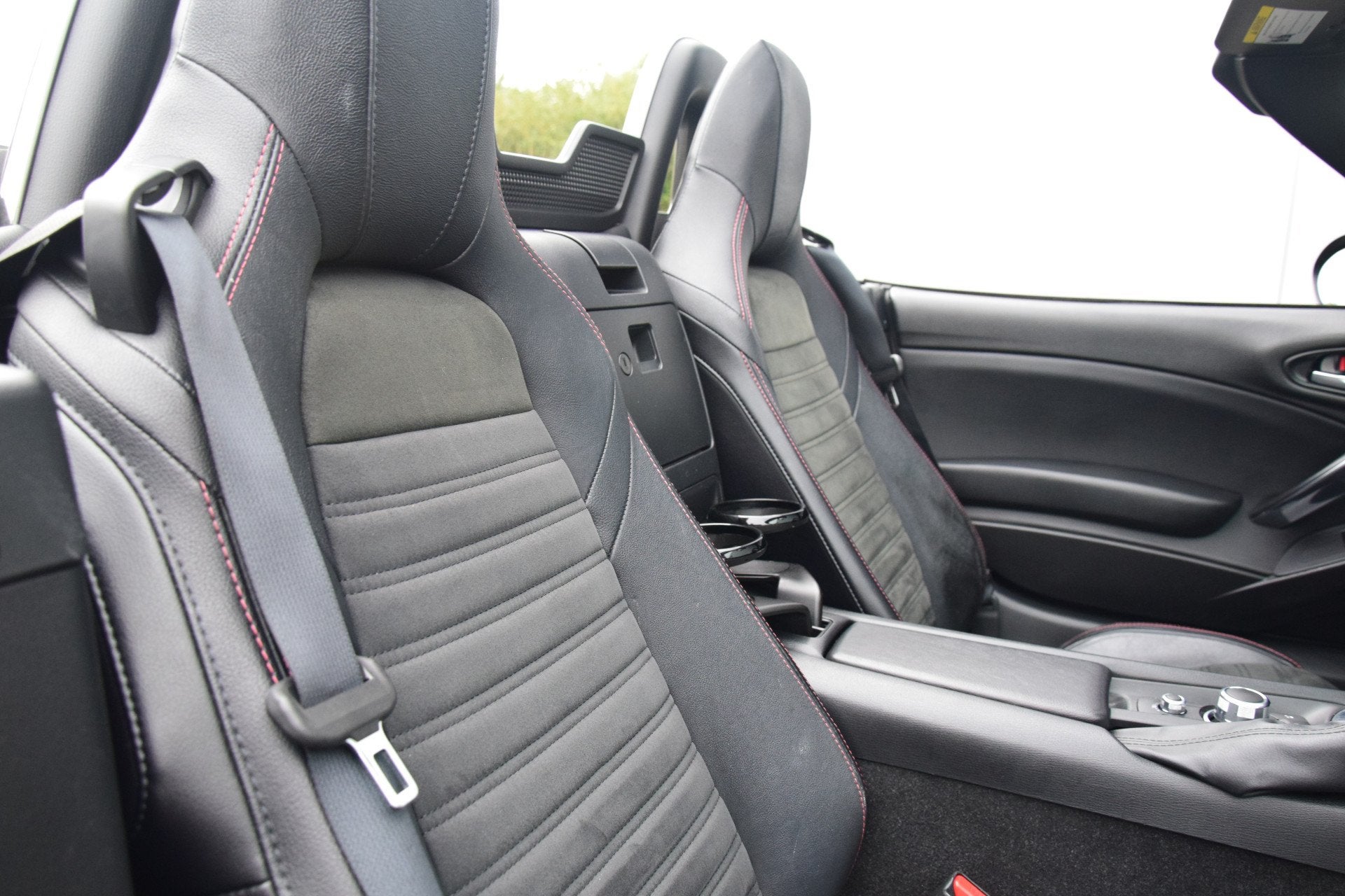 Fiat 124 Spider 1.4 MultiAir Turbo Abarth Pack/Premium Keyle, Automaat, Gebruikt, 4 cilinders, Cabriolet