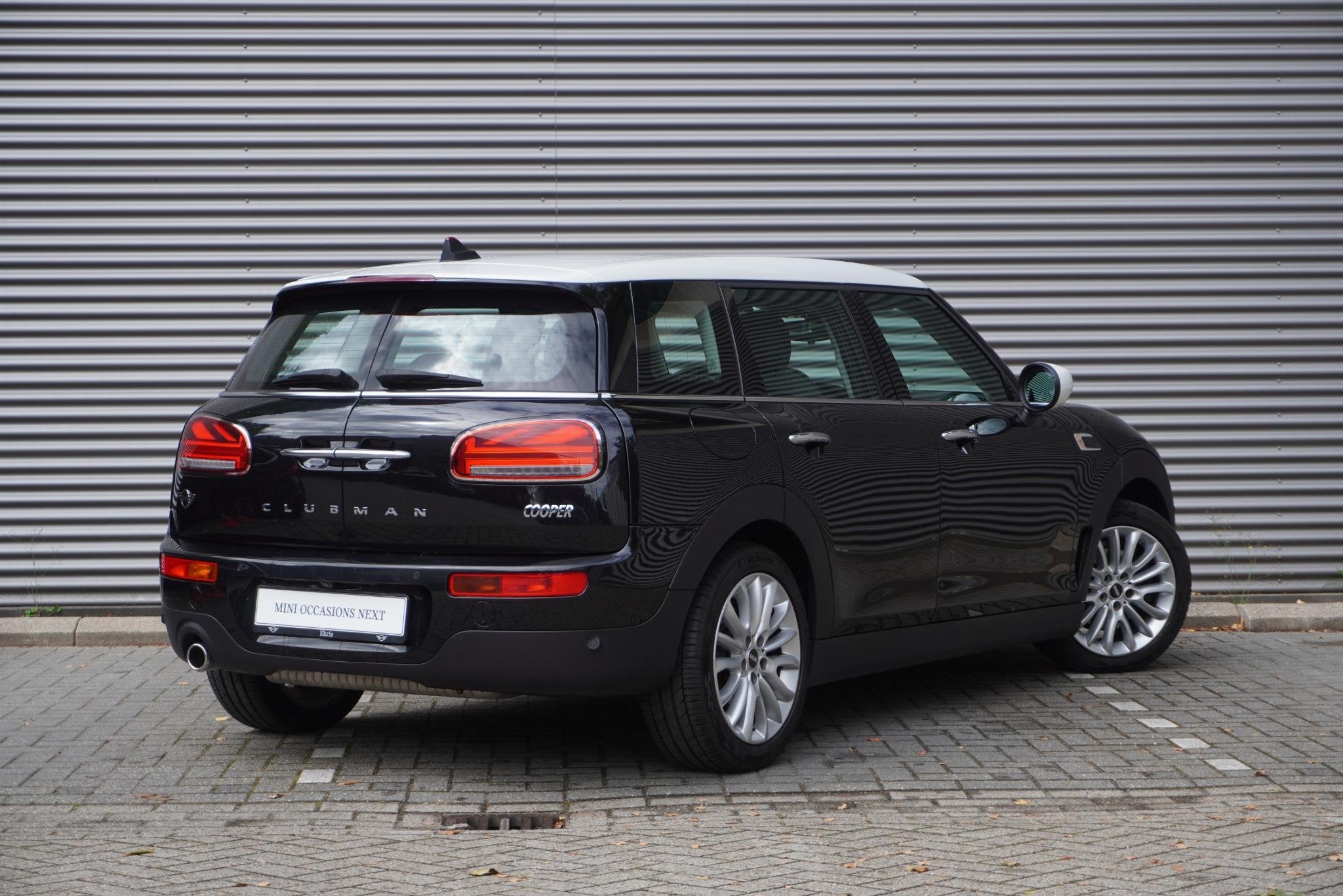 MINI Clubman Cooper | Comfort Pack | Apple Carplay | Navigat, Auto's, Mini, Gebruikt, Zwart, 17 km/l, 1300 kg