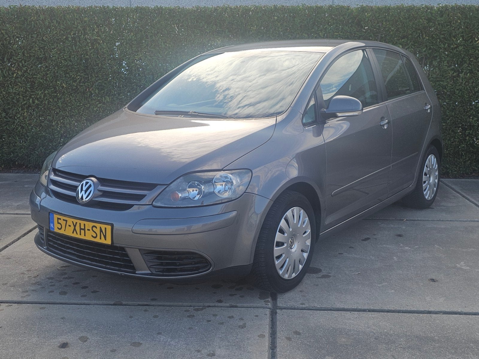 Volkswagen Golf Plus 1.6 FSI 85KW AUT 2007 Grijs APK Jun '27, Auto's, Volkswagen, Stof, 4 cilinders, 1200 kg, Particulier