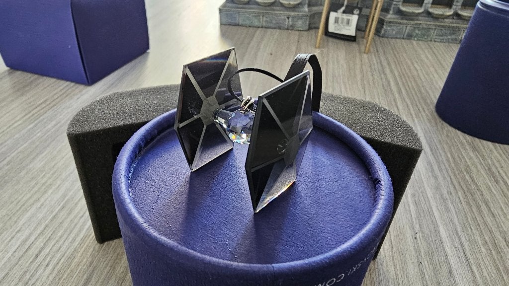Swarovski Disney Star Wars Tie Fighter! NIEUW!, Verzamelen, Ophalen of Verzenden, Nieuw, Figuurtje