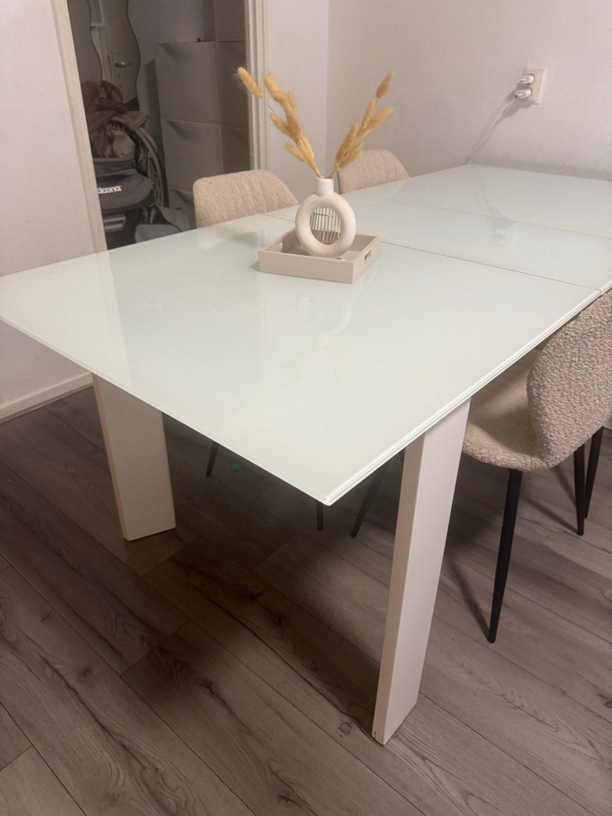 Glazen eettafel - uitschuifbaar en modern design, Vijf personen of meer, 150 tot 200 cm, Rechthoekig, 50 tot 100 cm