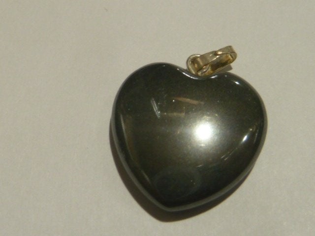 Hanger hartje Hematiet, Sieraden, Tassen en Uiterlijk, Edelstenen, Ophalen of Verzenden, Nieuw