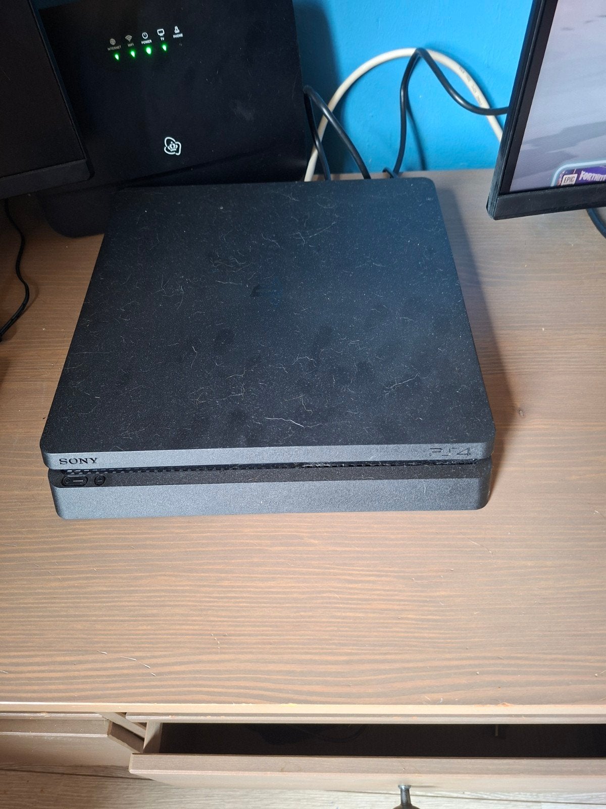 ps4 met twee contellers en games, Met 2 controllers, Refurbished, Ophalen of Verzenden, Slim