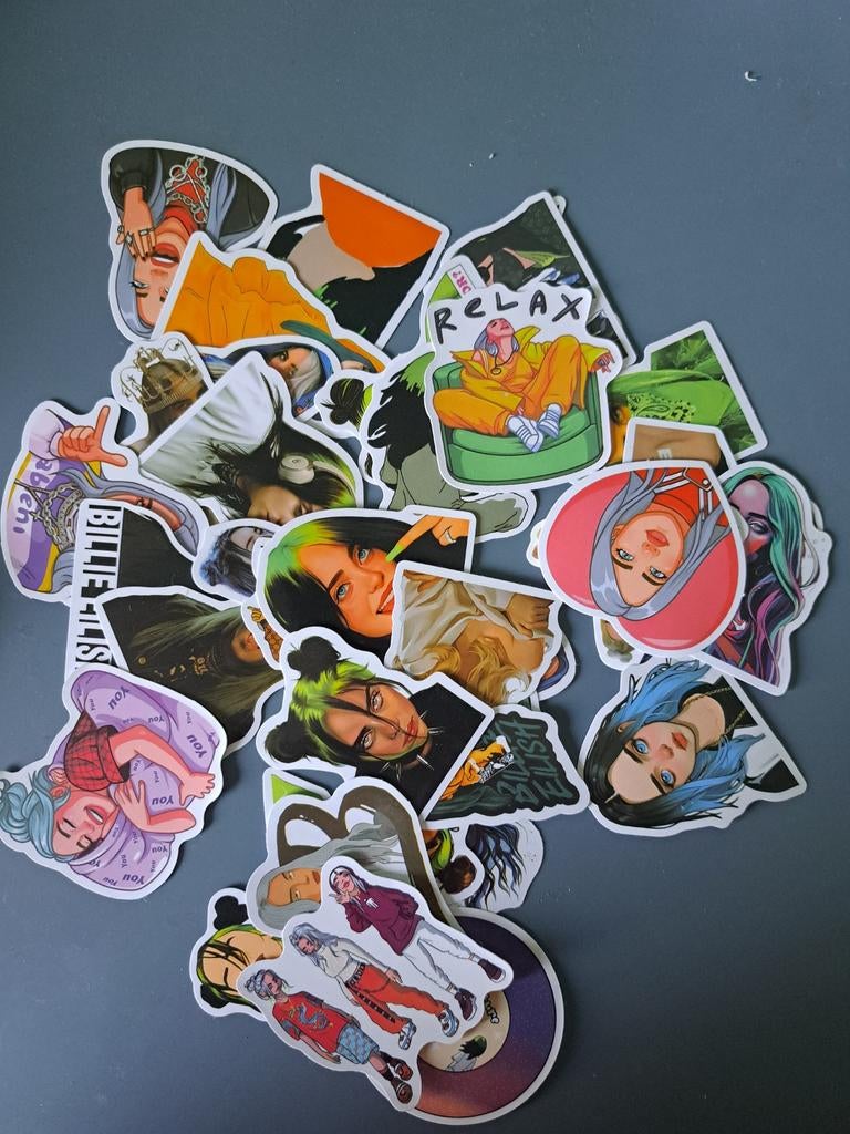 Billie Eilish sticker mystery box, Ophalen of Verzenden, Nieuw, Sticker