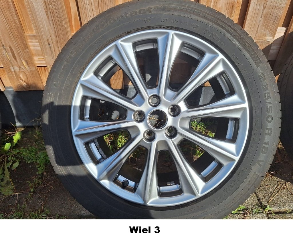 Foto 11 van Originele 18 Inch velgen Ford Kuga Vignale