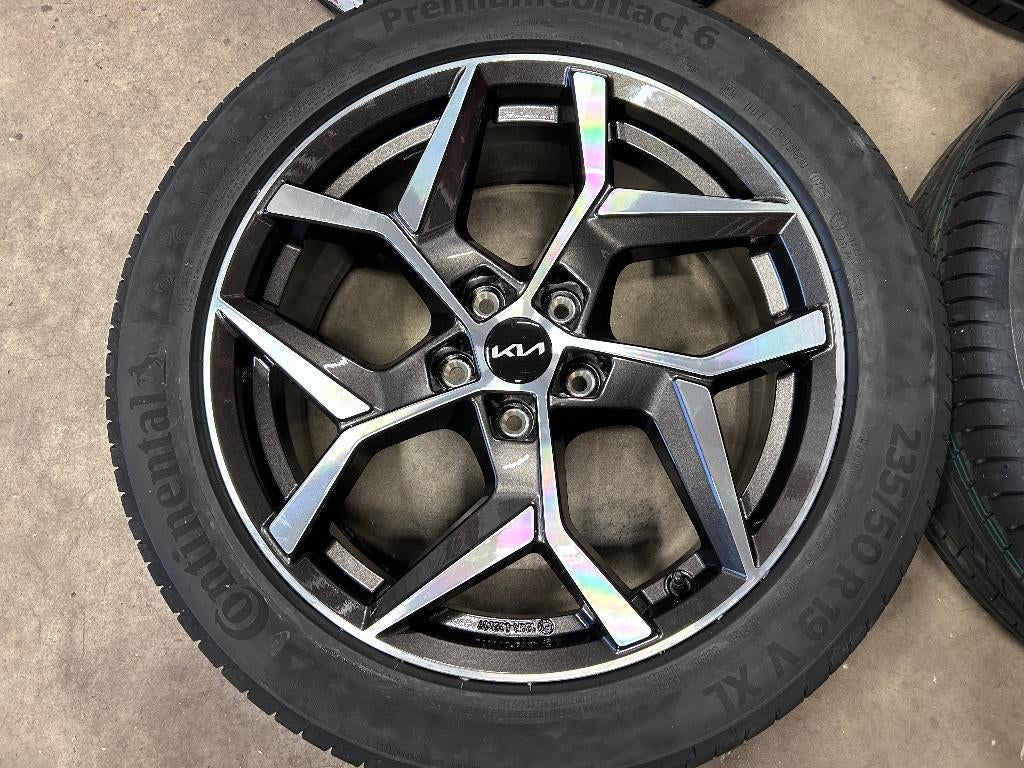 NIEUW 19 inch originele velgen + zomerbanden Kia Sportage, 19 inch, Banden en Velgen, Nieuw, Ophalen of Verzenden