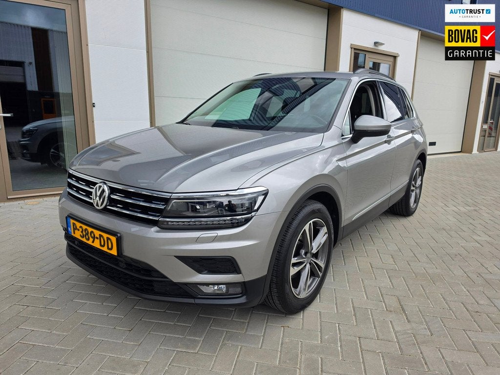Volkswagen Tiguan 1.5 TSI Comfortline Business, Auto's, Stof, 4 cilinders, Handgeschakeld, 1600 kg