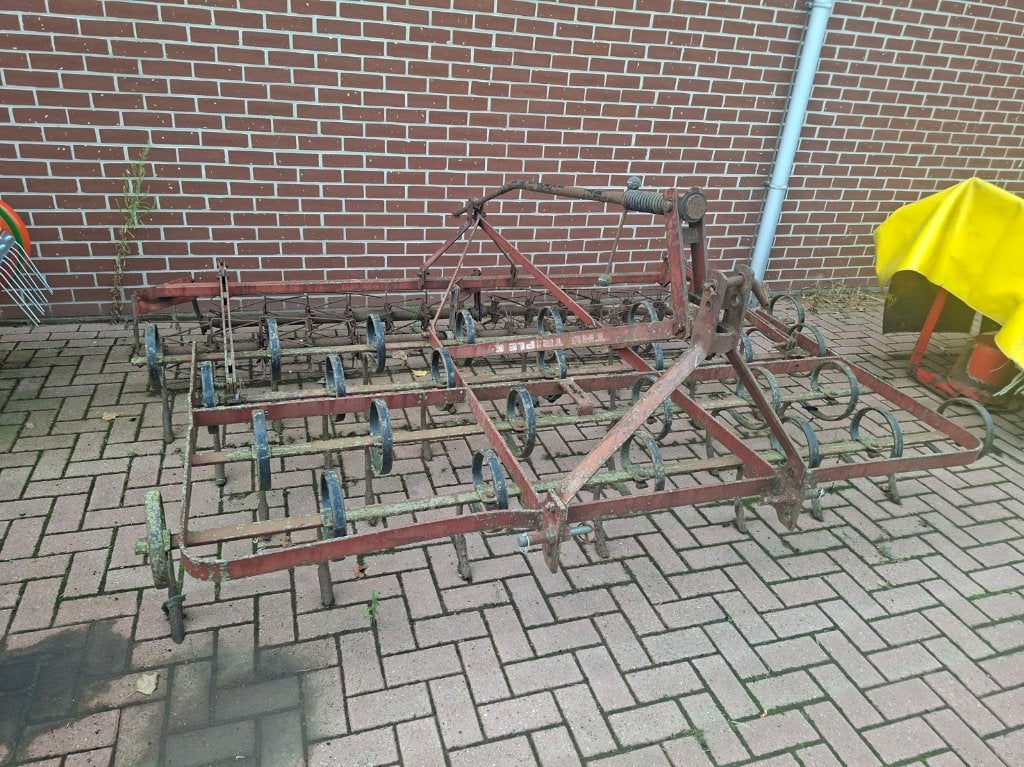 Gebruikte Triltandcultivator / Triltand, Ophalen, Gebruikt, IJzer