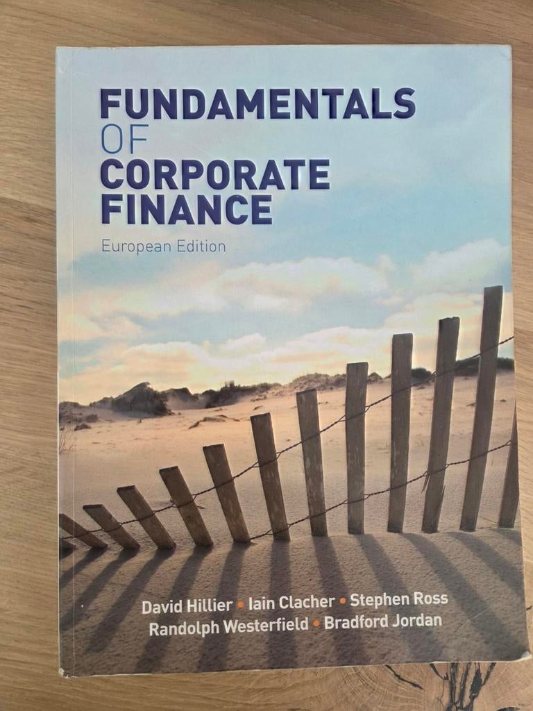 Boek fundamentals of corporate finance, Boeken, Ophalen of Verzenden, Zo goed als nieuw, Economie en Marketing