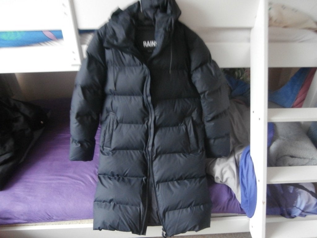 Jas lange winterjas zwart dames Rains maat xs nieuw, Rains, Zwart, Nieuw, Ophalen of Verzenden