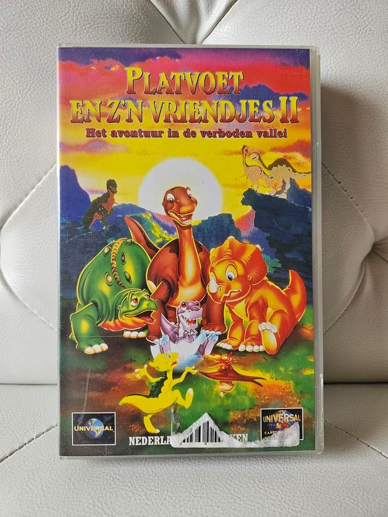 VHS Platvoet en zijn Vriendjes II, Gebruikt, Tekenfilm, Alle leeftijden, Ophalen of Verzenden
