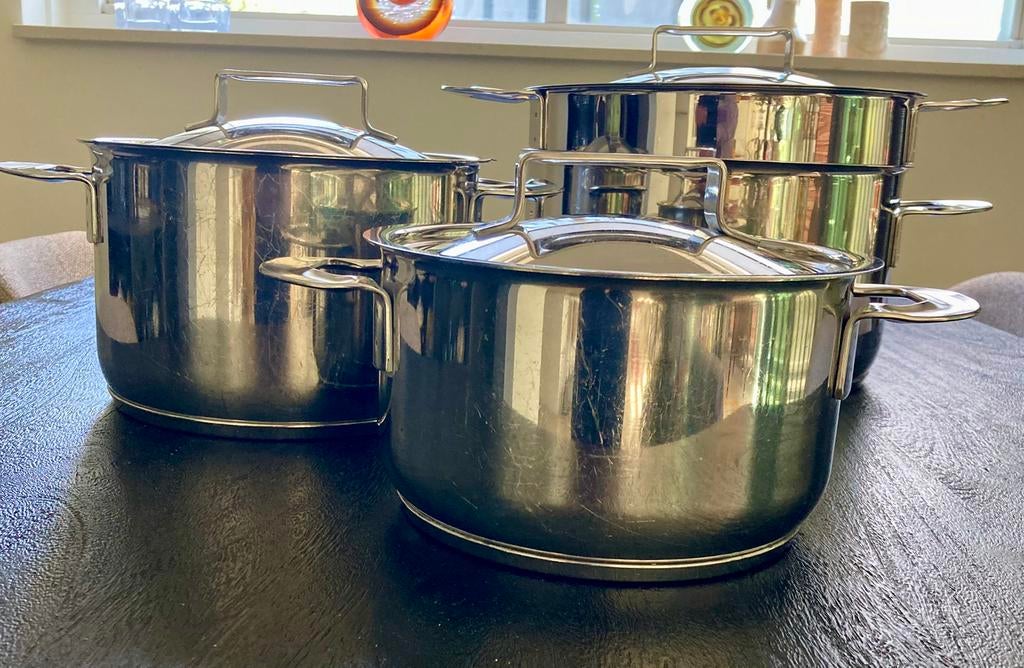 Iitala design 3 dlg pannenset Harri Koskinen Hackman Finland, Huis en Inrichting, Keuken | Potten en Pannen, Gebruikt, Inductieplaat