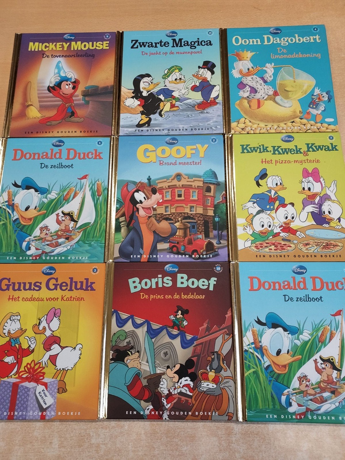 9 x Een Disney GOUDEN BOEKJE Donald Duck  € 10.-, Ophalen of Verzenden, Zo goed als nieuw, Fictie algemeen