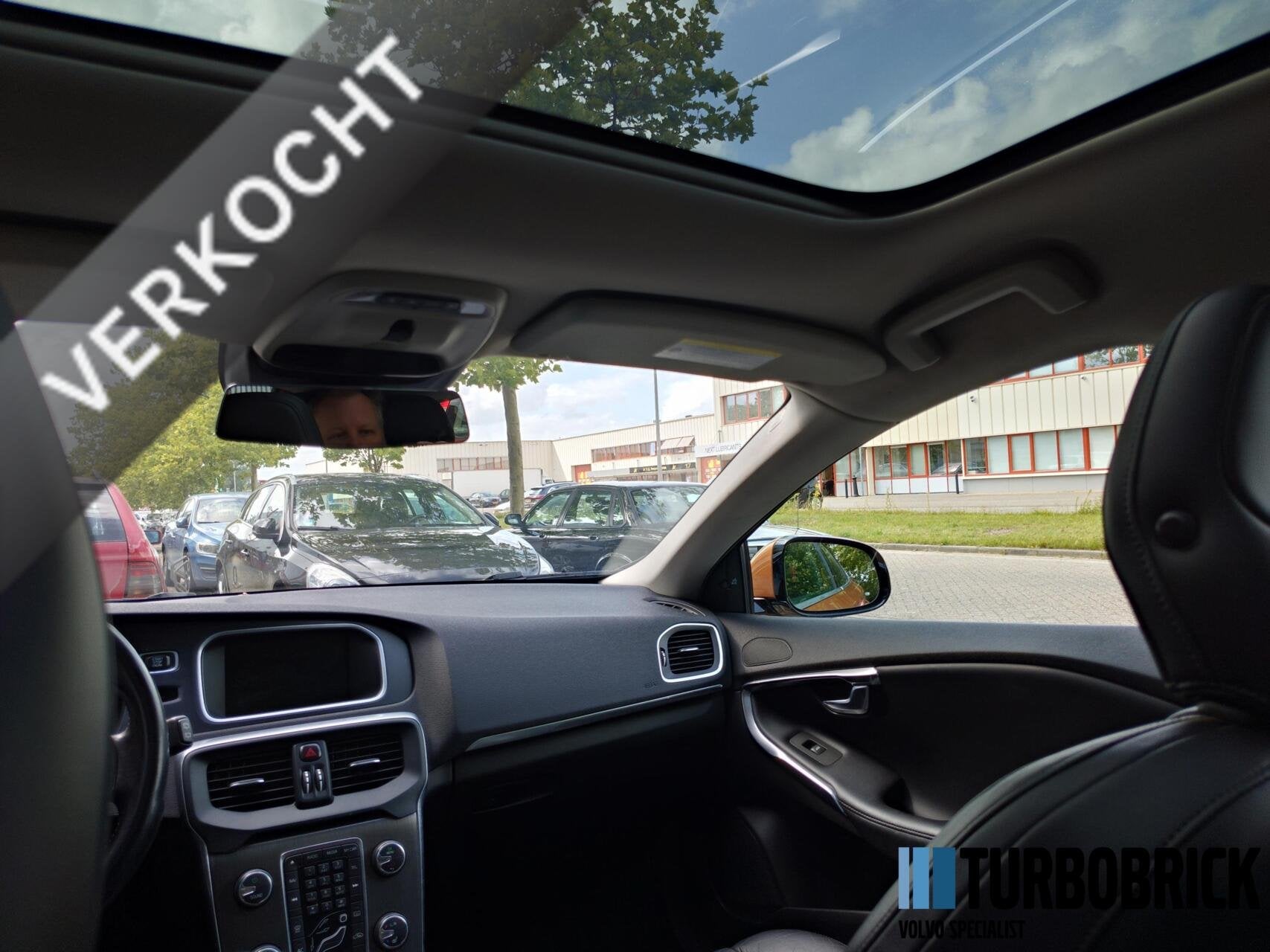 Volvo V40 1.6 T3 Summum |1e eig|Pano|Cruise|Keyless|CitySafe, Voorwielaandrijving, 1596 cc, Stof, Gebruikt