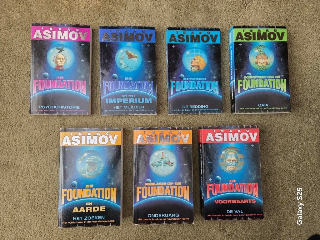 7 x  Asimov  -  De  Foundation  -  Compleet  -  Zeldzaam, Boeken, Ophalen of Verzenden, Zo goed als nieuw