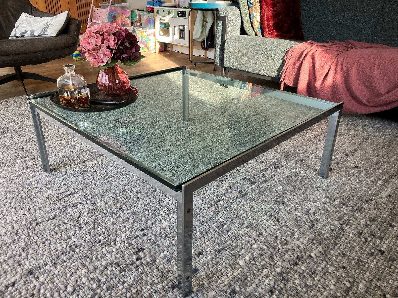 Metaform M-2 salontafel 90x90, rvs met glasplaat, Ophalen, Gebruikt, 50 tot 100 cm, Design tafel die nog steeds nieuw te verkrijgen is