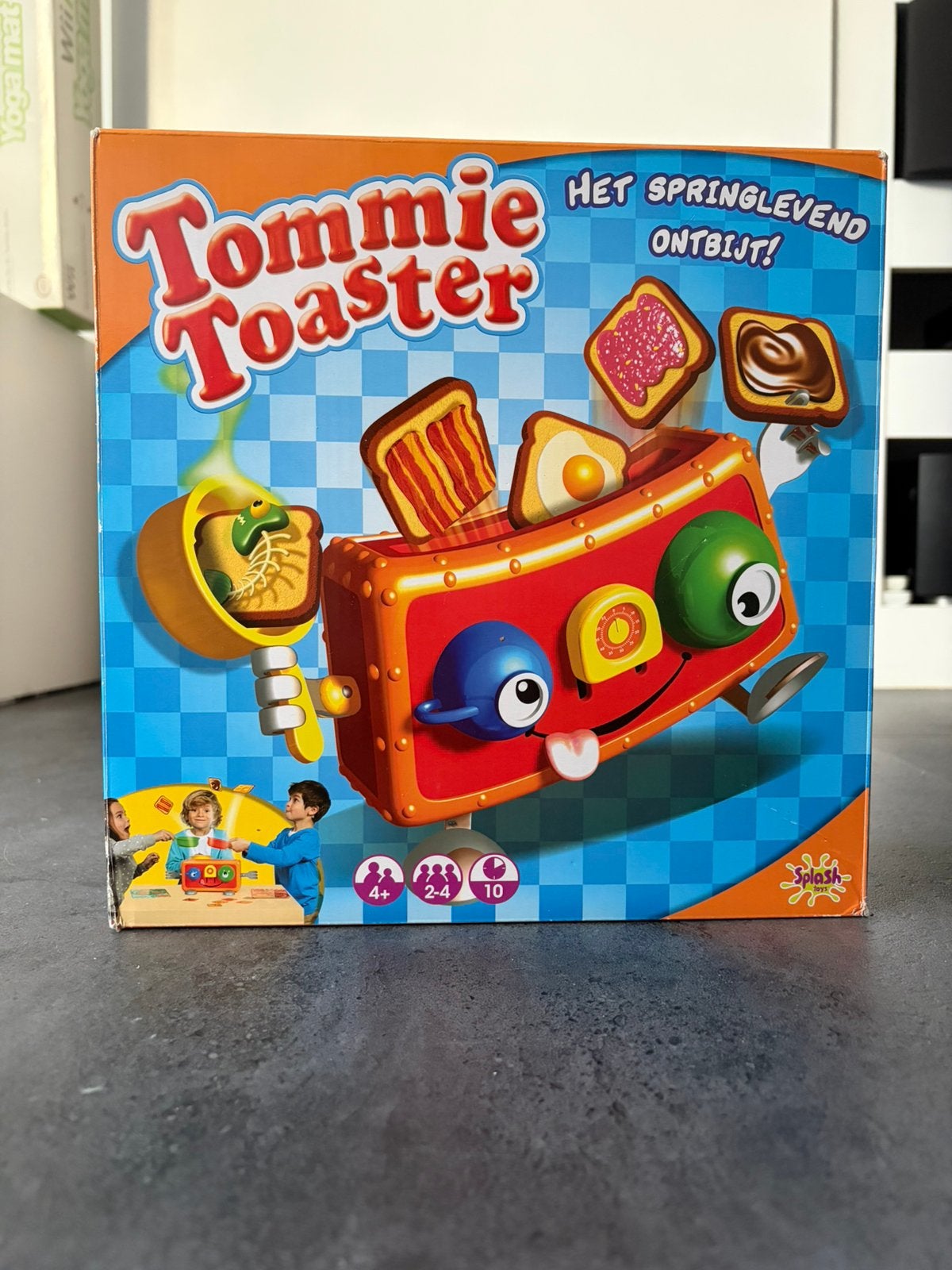 Tommie Toaster, Drie of vier spelers, Ophalen, Zo goed als nieuw, Splash Toys