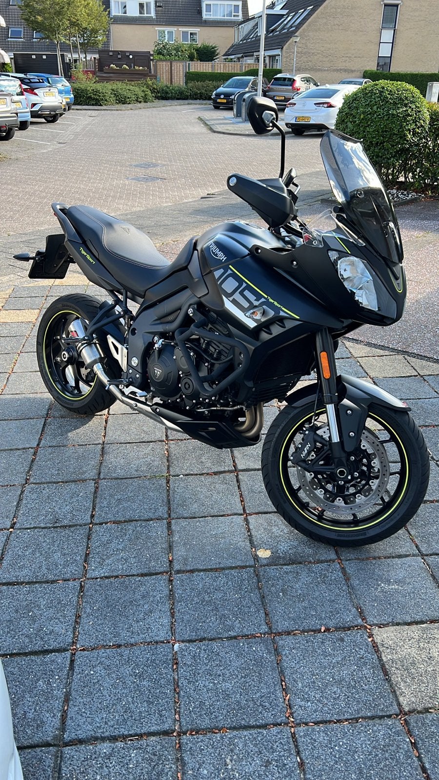 Triumph Tiger Sport 1050 - Krachtige Toermotor, Motoren, Occasion, Motorrijbewijs A, 3 cilinders, Particulier