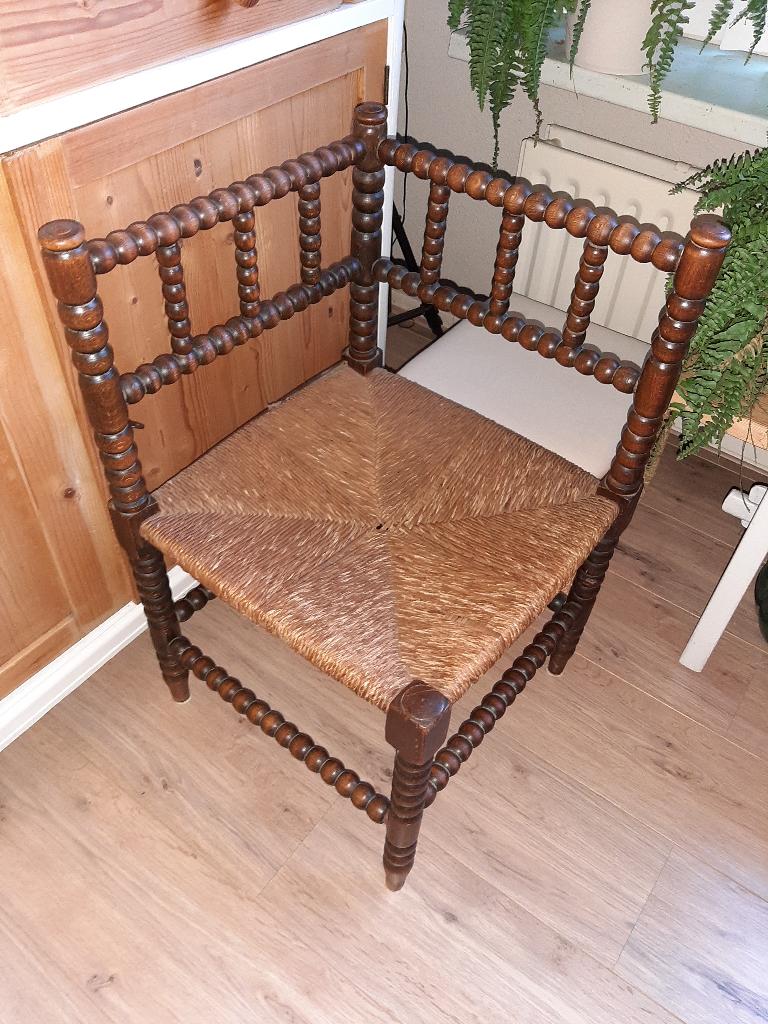 antiek hoekstoel gedraaide hout/pitriet, Antiek en Kunst, Antiek | Meubels | Stoelen en Banken, Ophalen