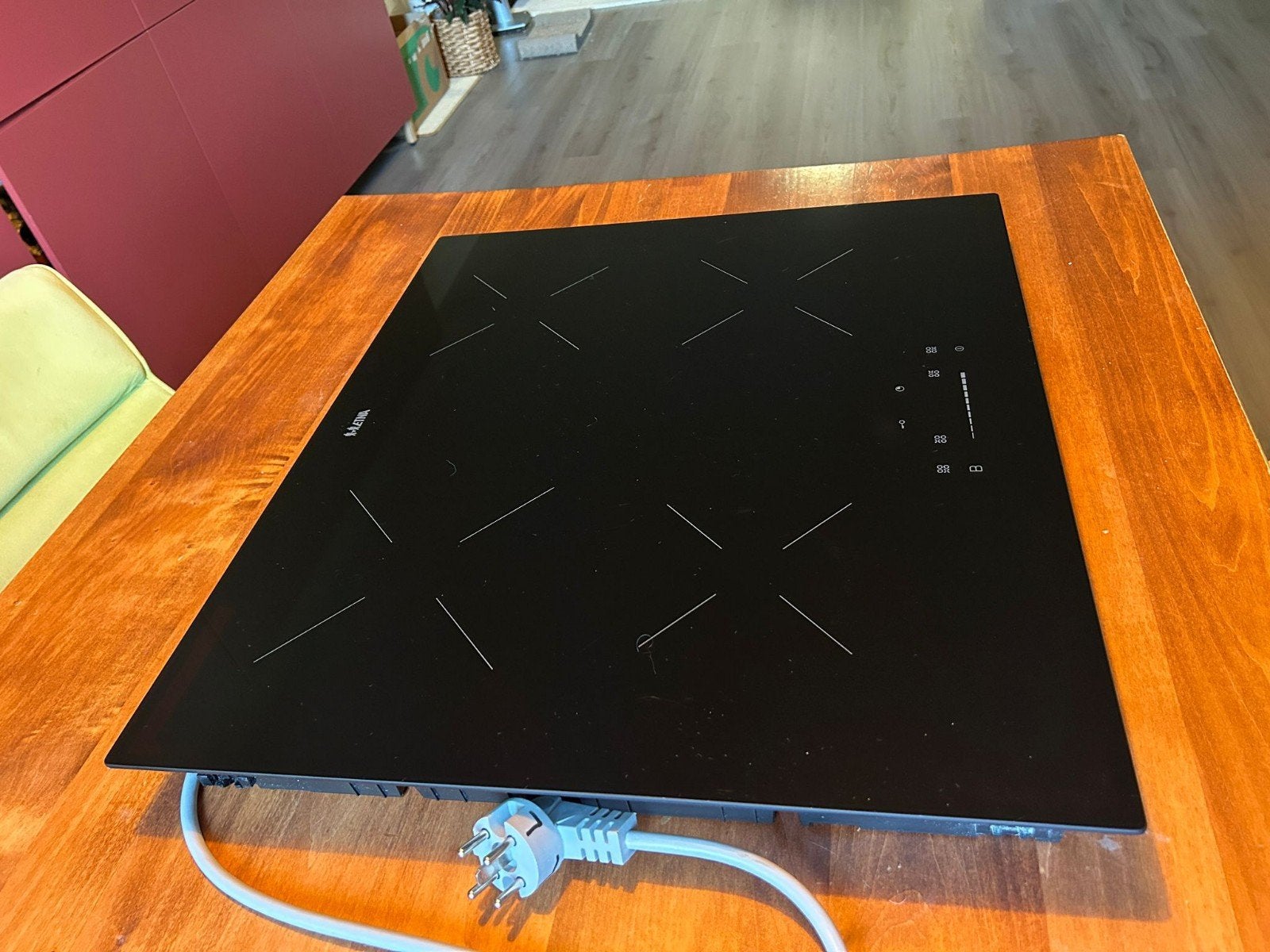 ETNA KI159ZT Inductiekookplaat - Zo goed als nieuw, Witgoed en Apparatuur, Kookplaten, Zo goed als nieuw, Inbouw, Inductie, 4 kookzones