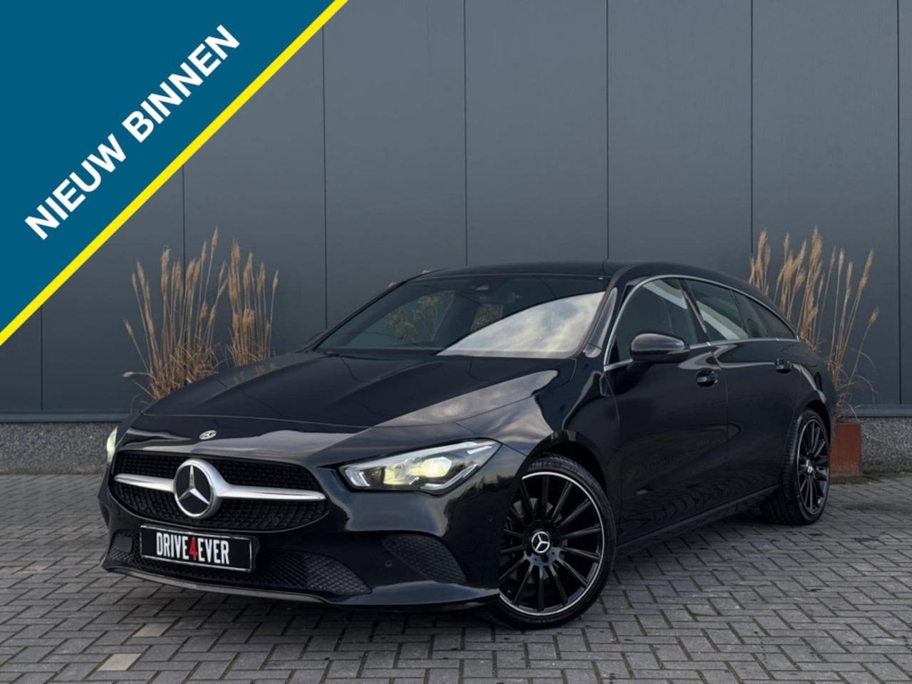 Mercedes-Benz CLA-klasse Shooting Brake 180 d Business Solut, Auto's, Mercedes-Benz, Automaat, Stof, Gebruikt, Zwart