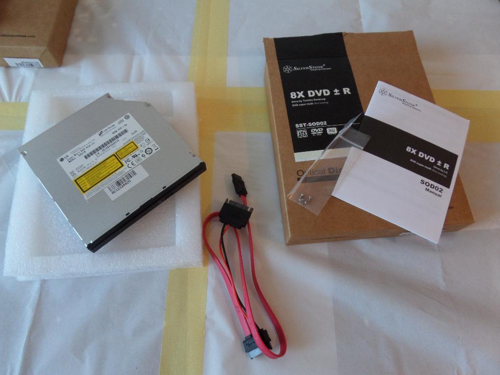 Silverstone S0D02 DVD Brander Slimline, Ophalen, Intern, Zo goed als nieuw, Windows