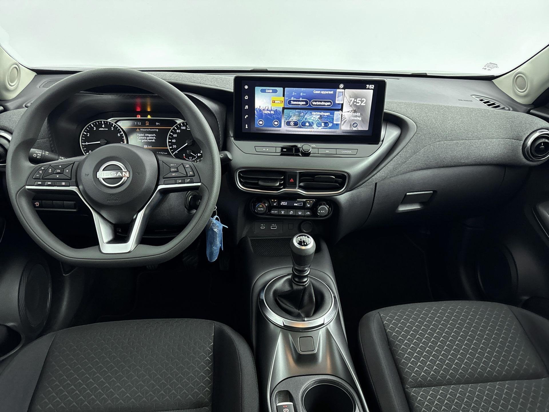 Foto 20 van Nissan Juke 1.0 DIG-T Acenta 114PK | Achteruitrijcamera | Ap