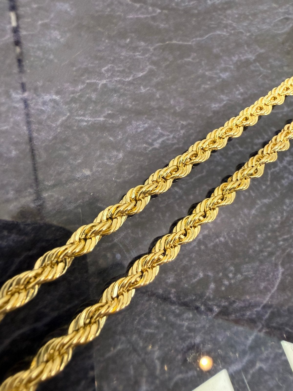 Foto 2 van Prachtige 14 karaats gouden rope ketting 4 mm 60 cm