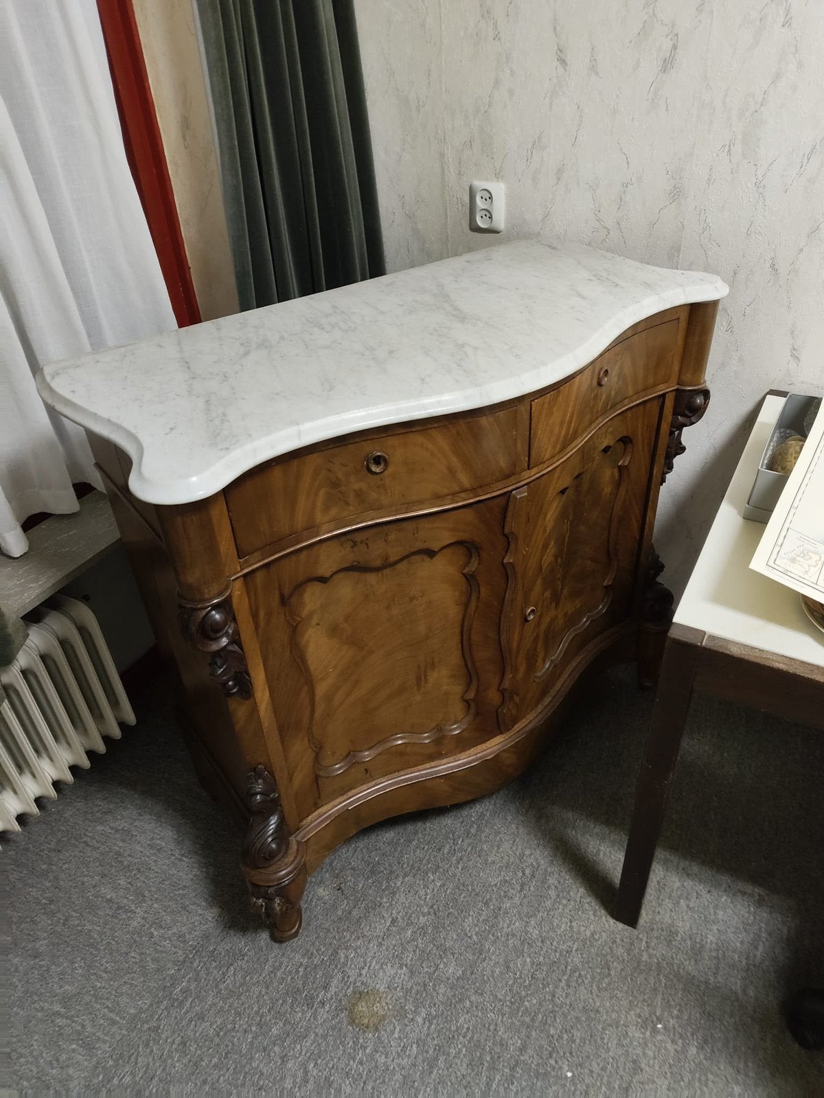 Prachtige Biedemeier kast met massief marmeren blad, Antiek en Kunst, Antiek | Meubels | Kasten, Ophalen