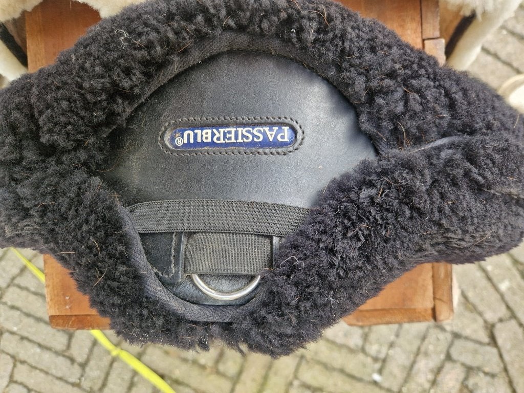 passier blu wave singel dressuur met extra bontje 70cm, Dieren en Toebehoren, Ophalen of Verzenden, Singel, Passier, Zacht onderlegd