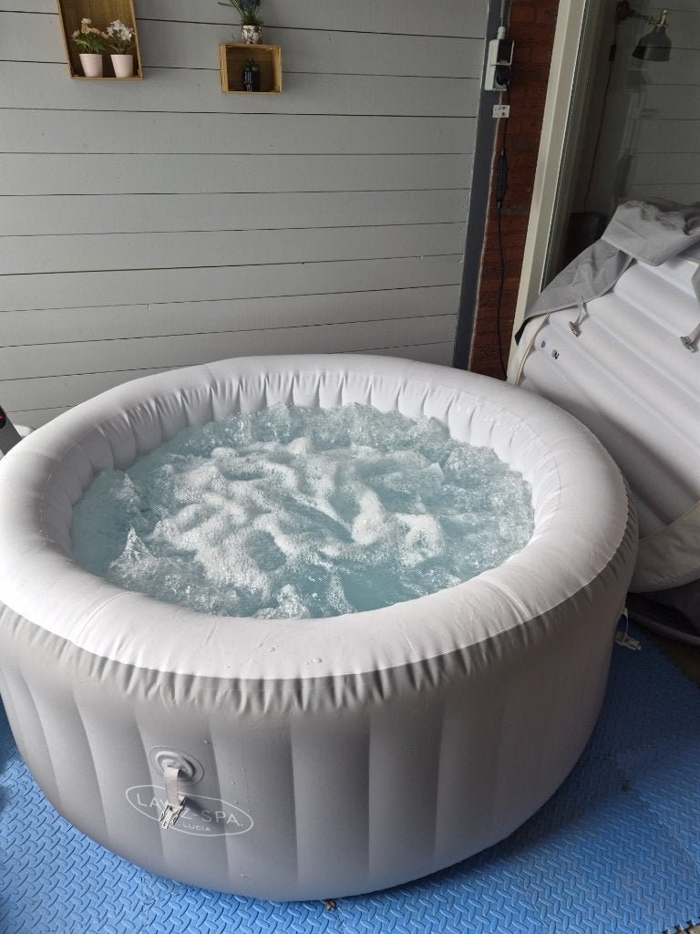 jacuzzi   spa, Tuin en Terras, Bubbelbaden en Hottubs, Ophalen, Gebruikt, Filter, Opblaasbaar