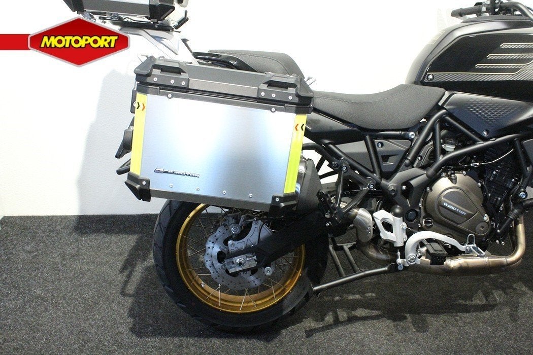 QJMOTOR SRT 700 SX TOURING (bj 2026), Qjmotor, MotoMondo, Info@motomondo.nl, Bedrijf
